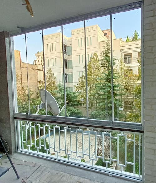 پنجره ریلی تاشوی بالکنی