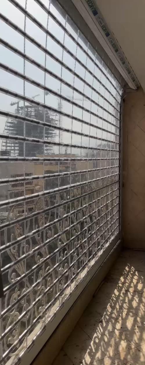 حفاظ کرکره برقی بالکن